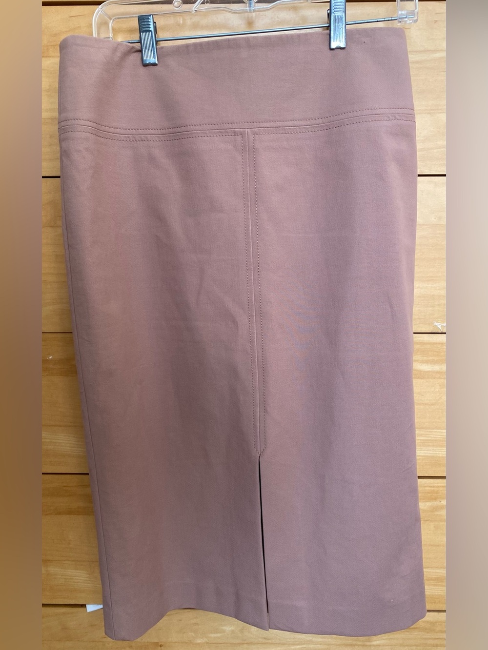 Ann Taylor Antique Rose/ Mauve Pencil Skirt, Size 8
